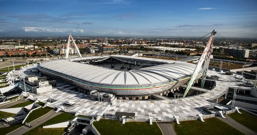 Allianz Stadium: 1The Heart of Juventus Football